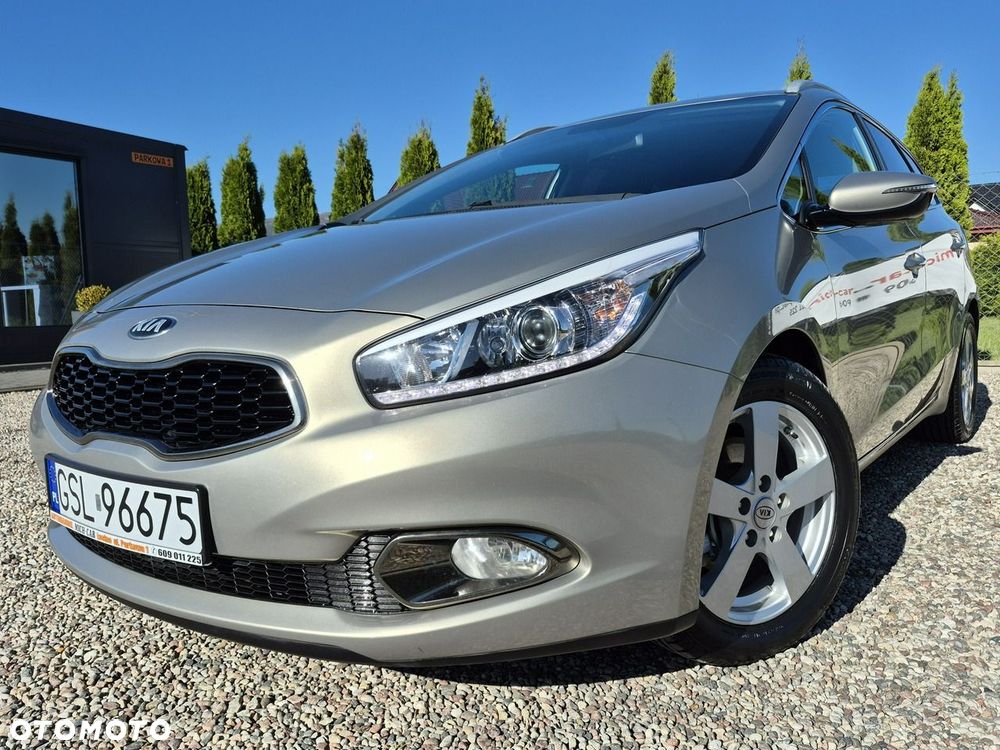 Kia Ceed - 9