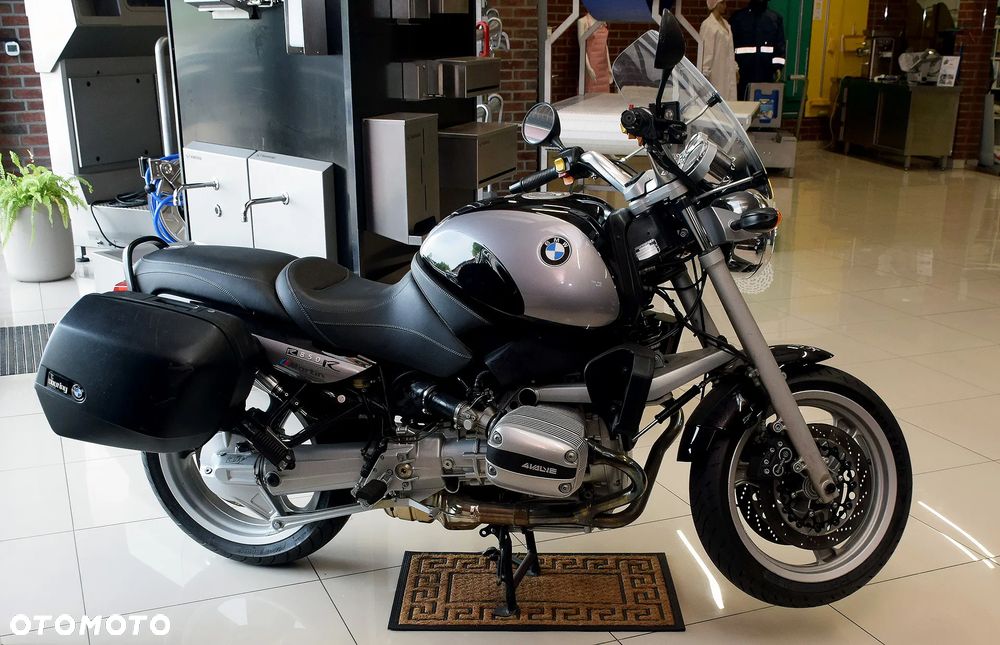 BMW R - 1