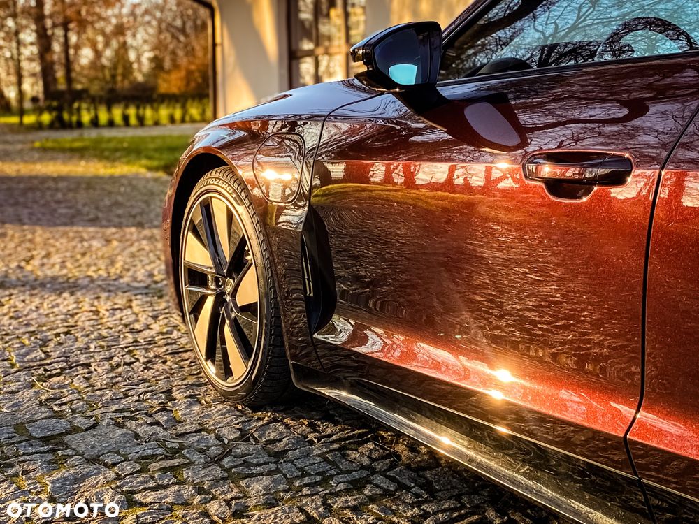 Audi e-tron GT 60 93kWh Quattro - 12