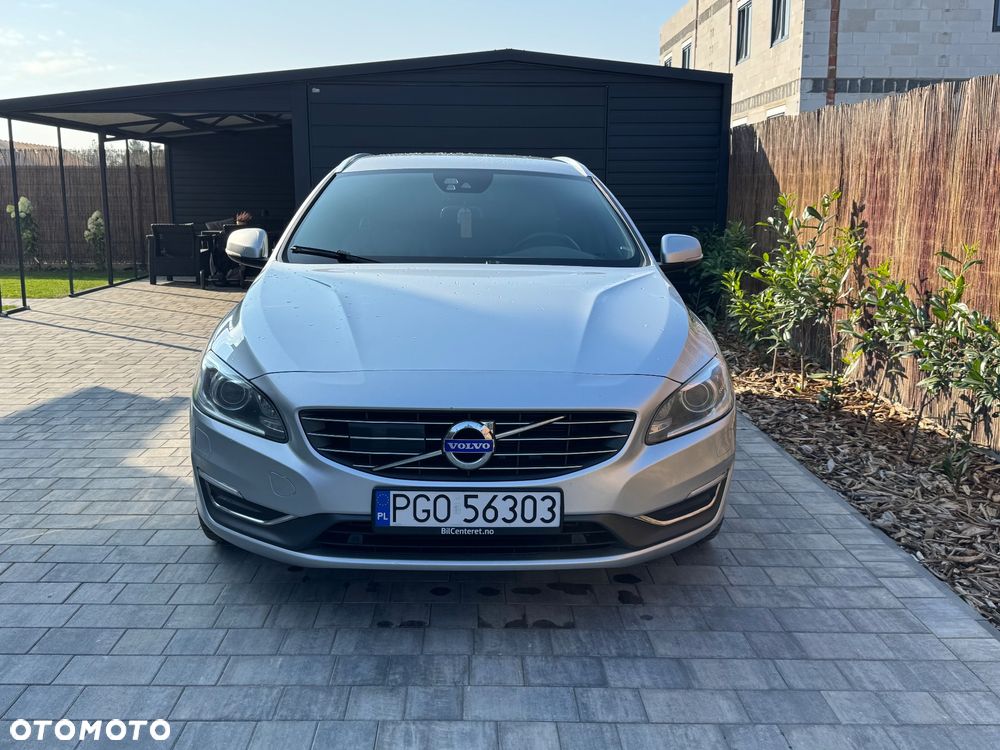Volvo V60 D4 Geartronic Summum - 2