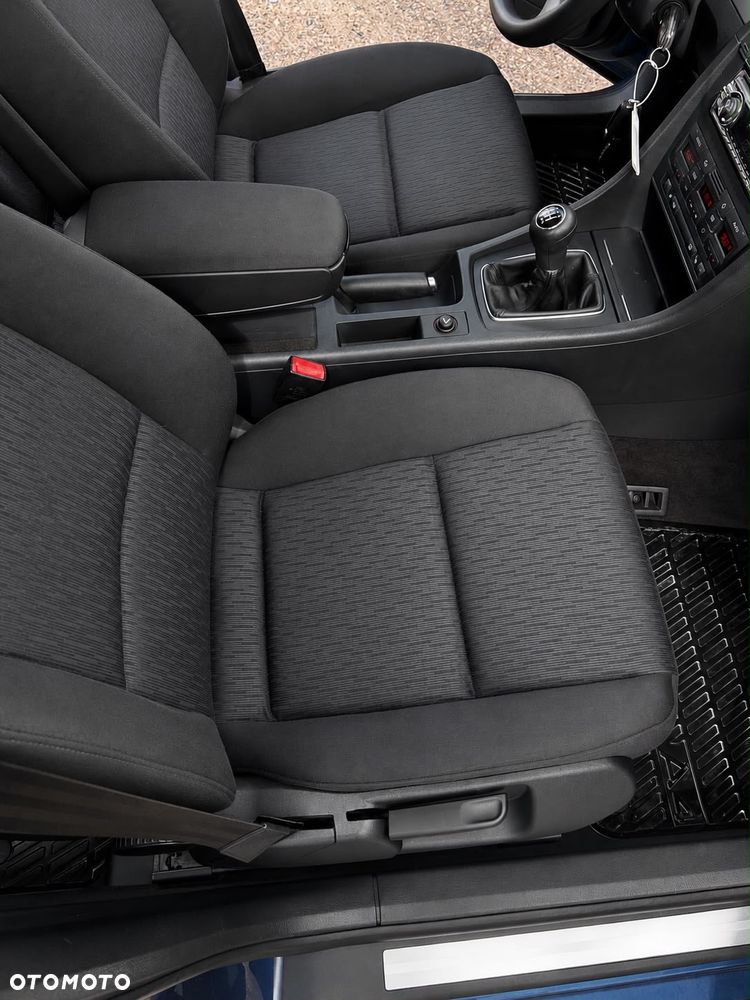 Audi A4 Avant - 6