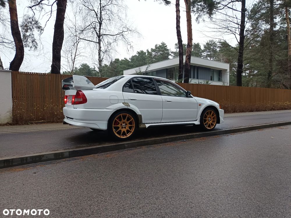 Mitsubishi Lancer Evolution - 6