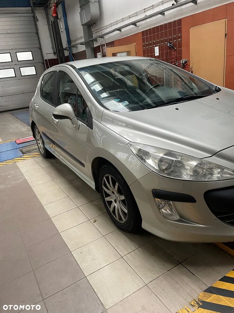 Peugeot 308 1.6 HDi Presence - 6