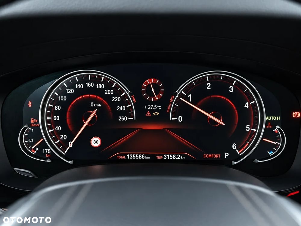 BMW Seria 5 520d M Sport Edition - 6