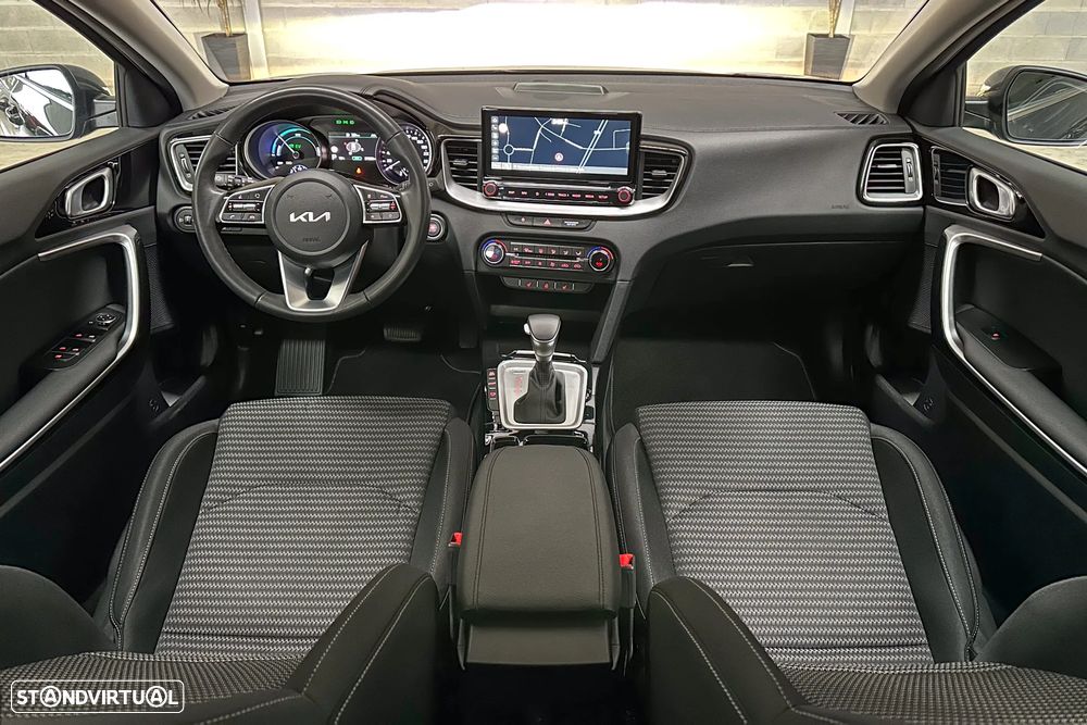 Kia XCeed 1.6 GDi PHEV Drive - 12
