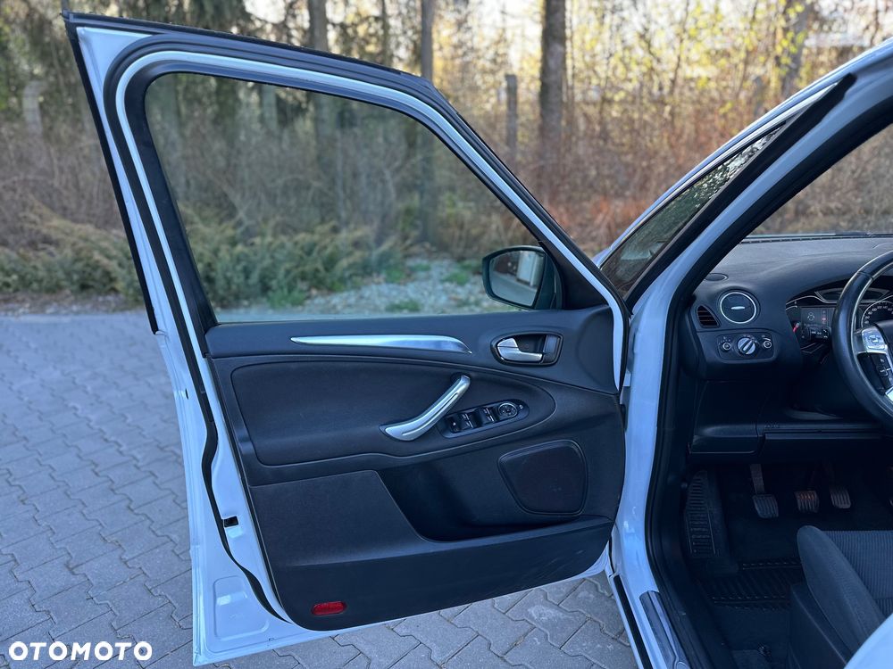 Ford S-Max 2.0 TDCi Titanium - 18