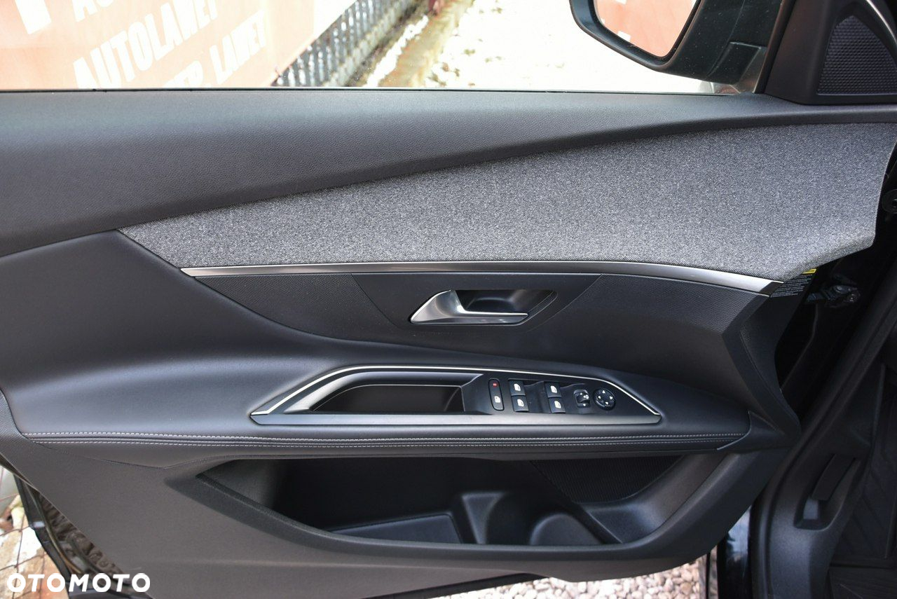 Peugeot 5008 - 29