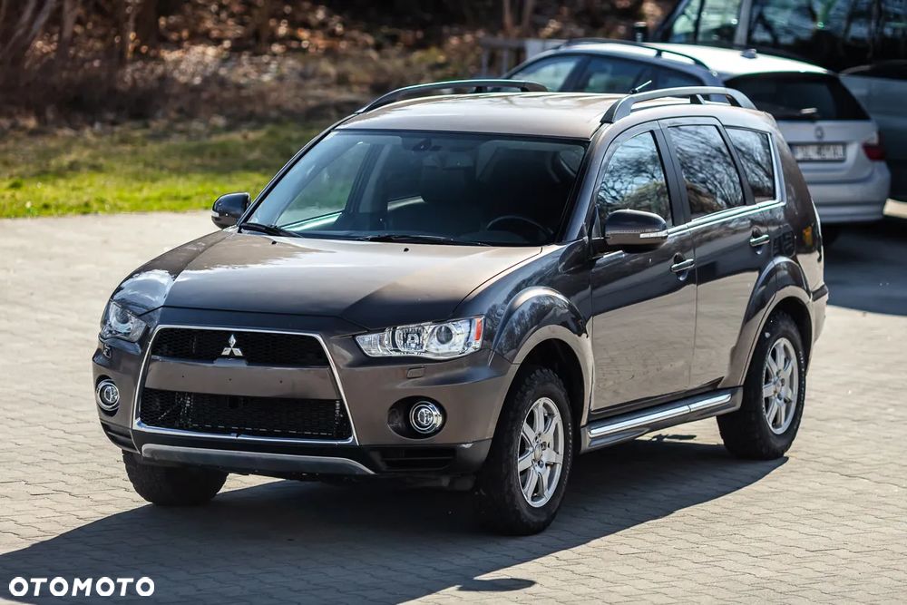 Mitsubishi Outlander 2.0 2WD - 3