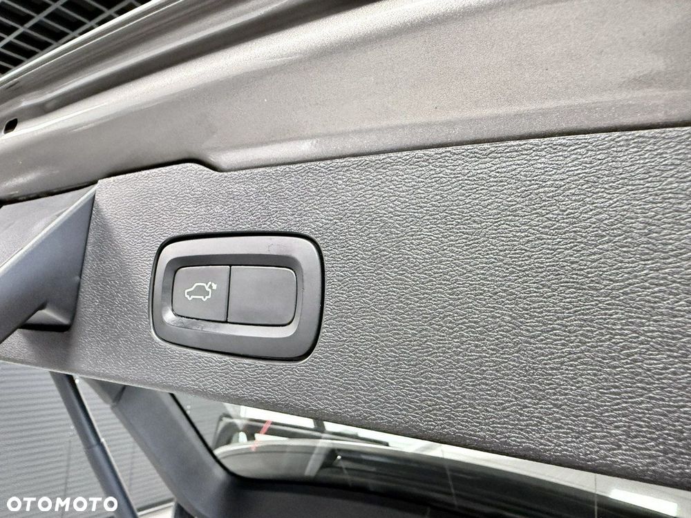Volvo V60 D3 SCR Inscription - 23