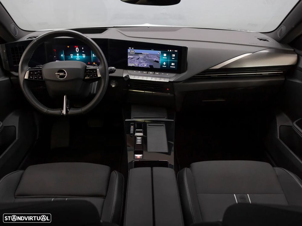 Opel Astra 1.2 T GS Aut. - 18