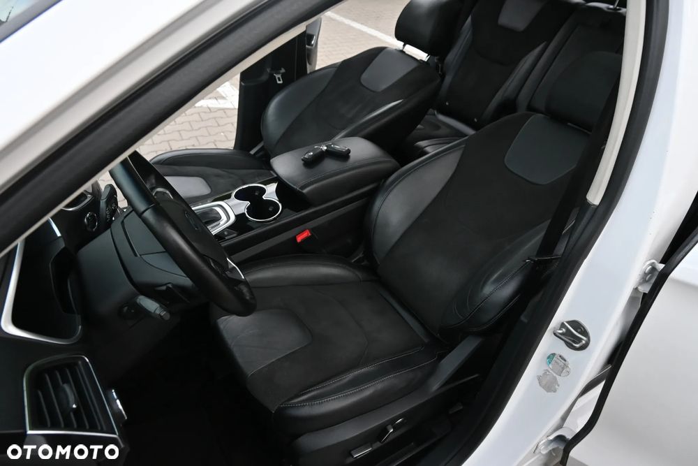 Ford Edge 2.0 TDCi Bi-Turbo 4x4 ST-LINE - 29