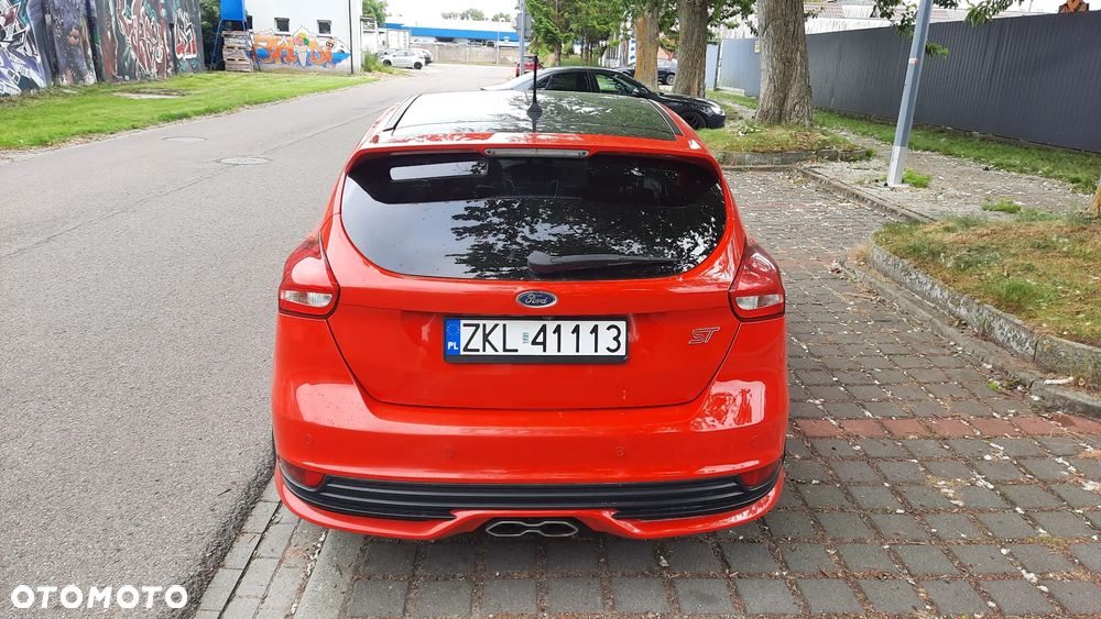 Ford Focus 2.0 TDCi ST-2 - 9