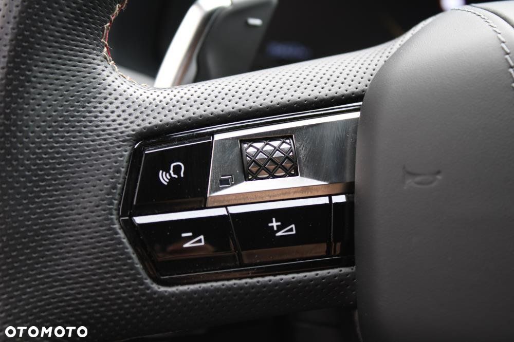 DS Automobiles DS 7 Crossback - 15