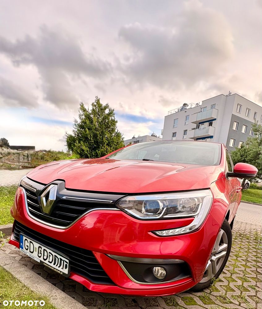 Renault Megane 1.6 SCe Zen - 2