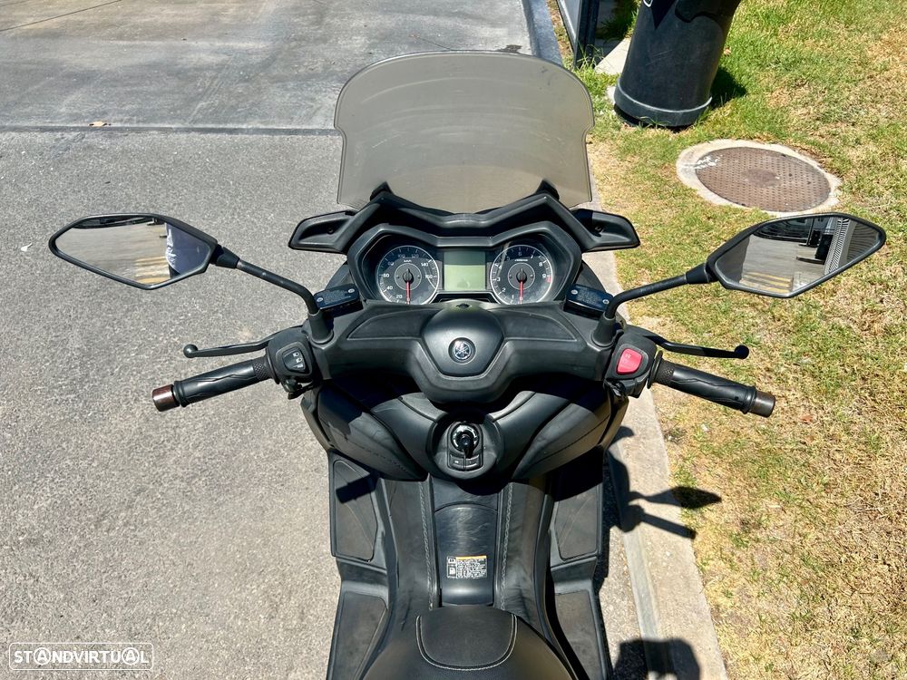 Yamaha X-Max 300 - 9