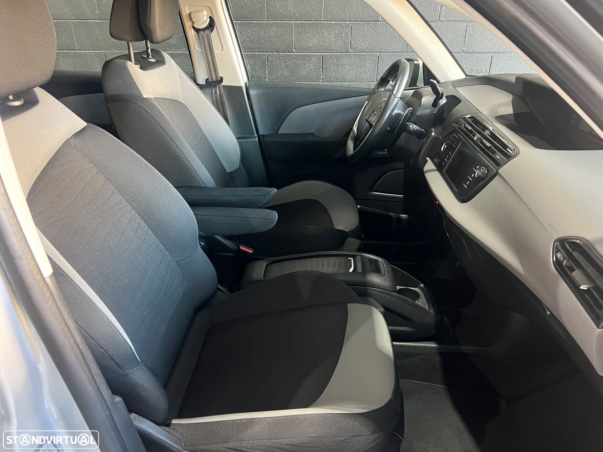 Citroën C4 Picasso 1.6 BlueHDi Intensive EAT6 J17 - 11