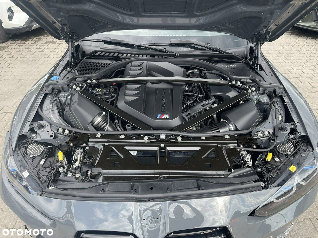 BMW M3 Competition M xDrive - 12