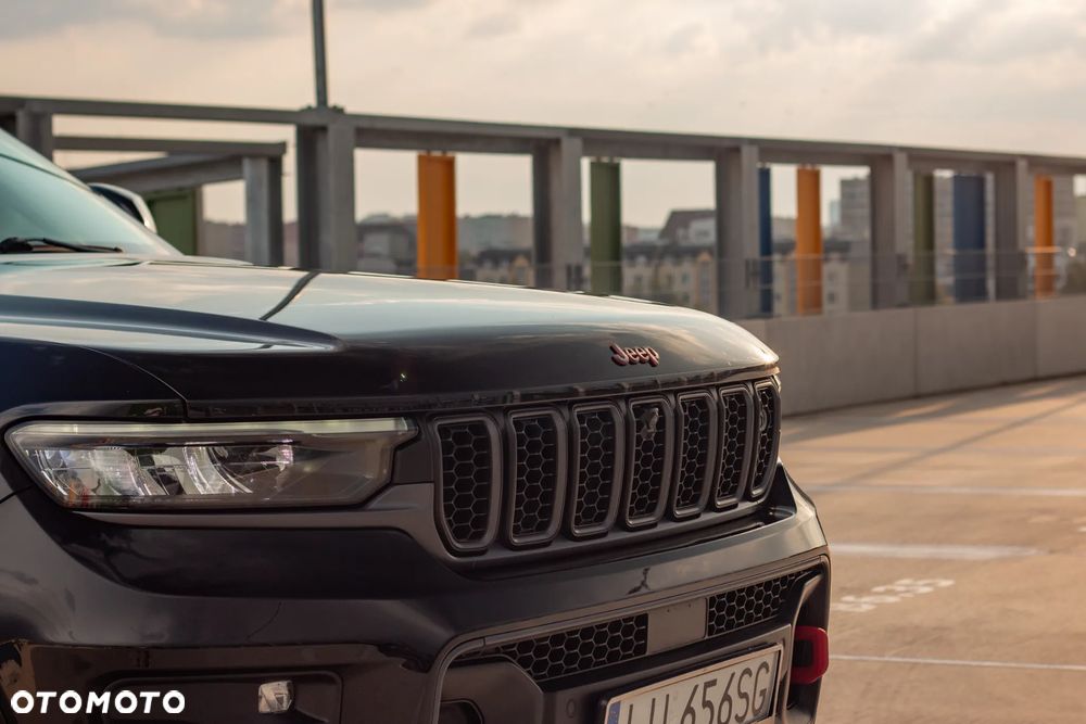 Jeep Grand Cherokee - 3