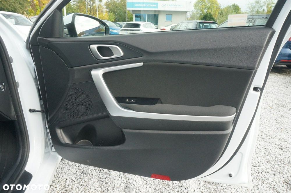 Kia Ceed 1.5 T-GDI M - 25