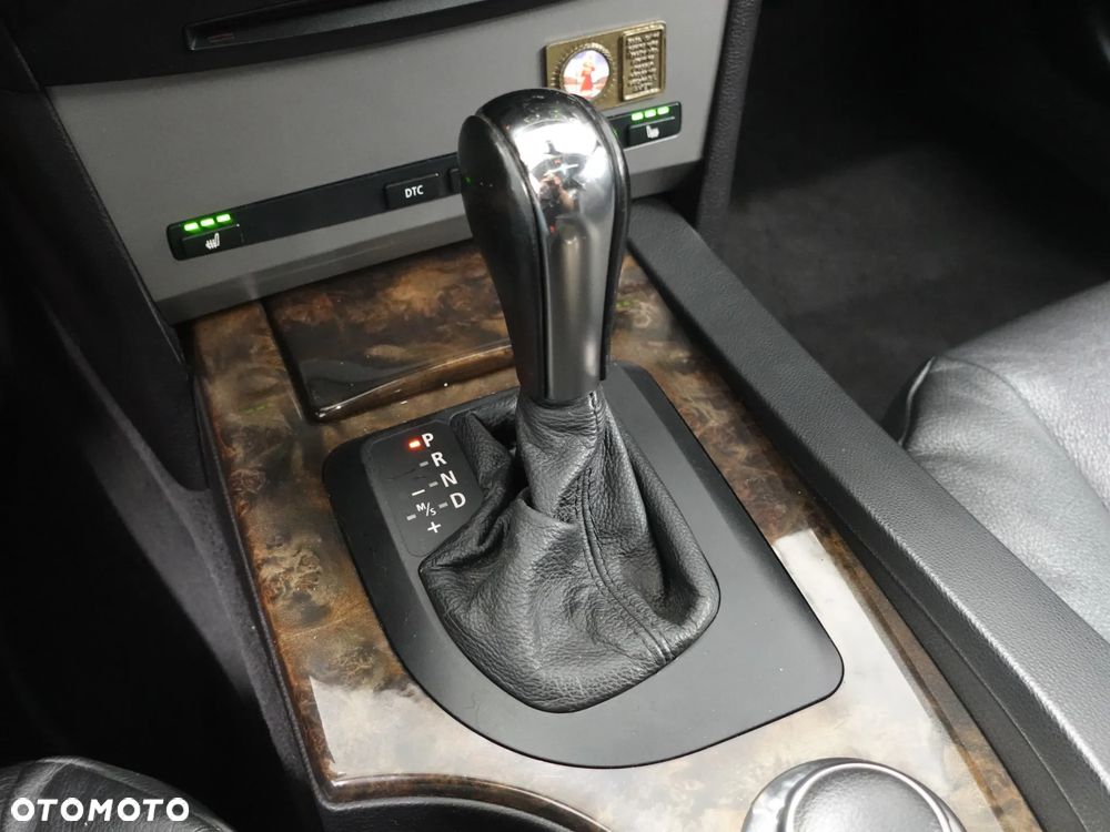 BMW Seria 5 - 32