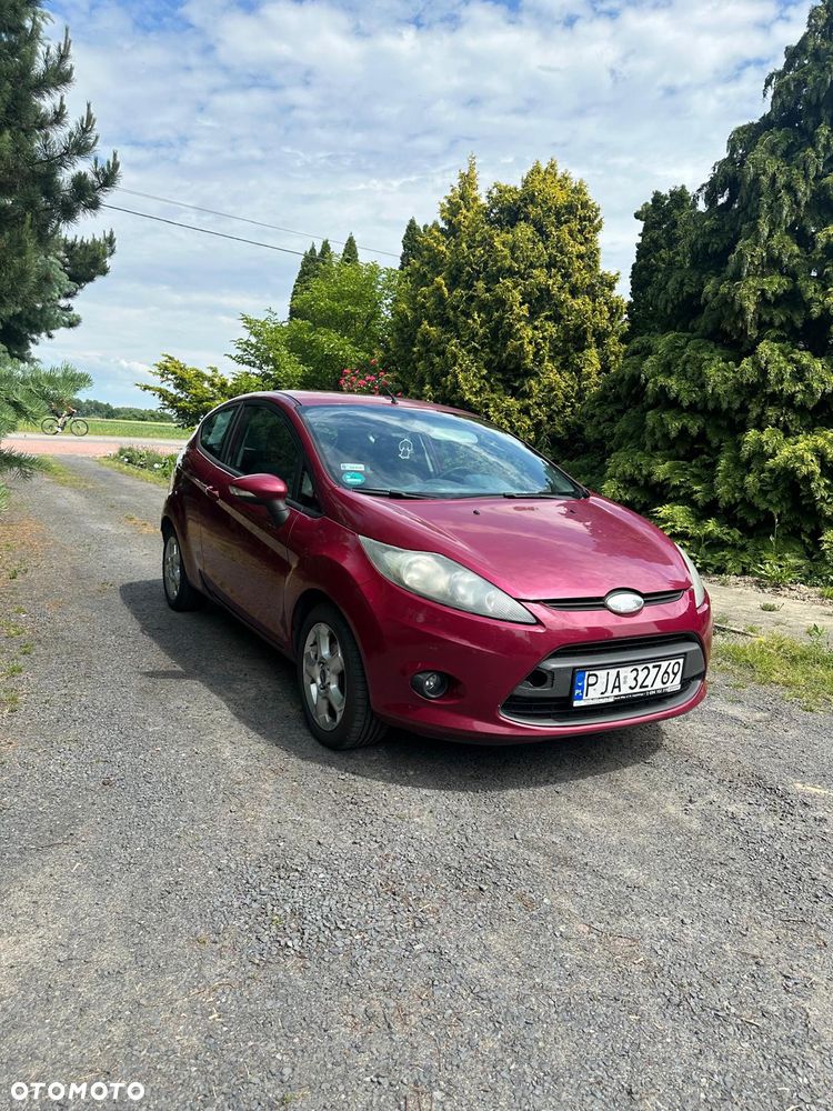 Ford Fiesta - 2