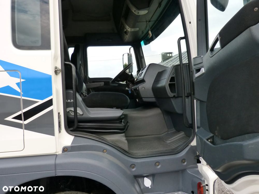 MAN TGM 15.290 POMOC DROGOWA AUTOLAWETA SPECJALNY EURO 5 DMC 15.500 KG ŁADOWNOŚĆ 9.000 KG XENON - 29