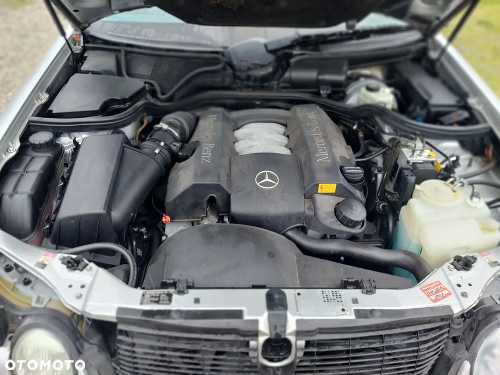 Mercedes-Benz Klasa E - 14