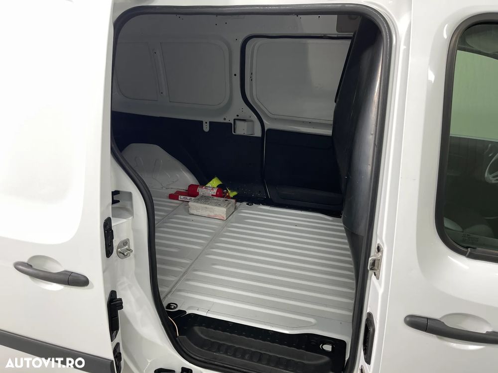 Renault Kangoo Maxi - 10