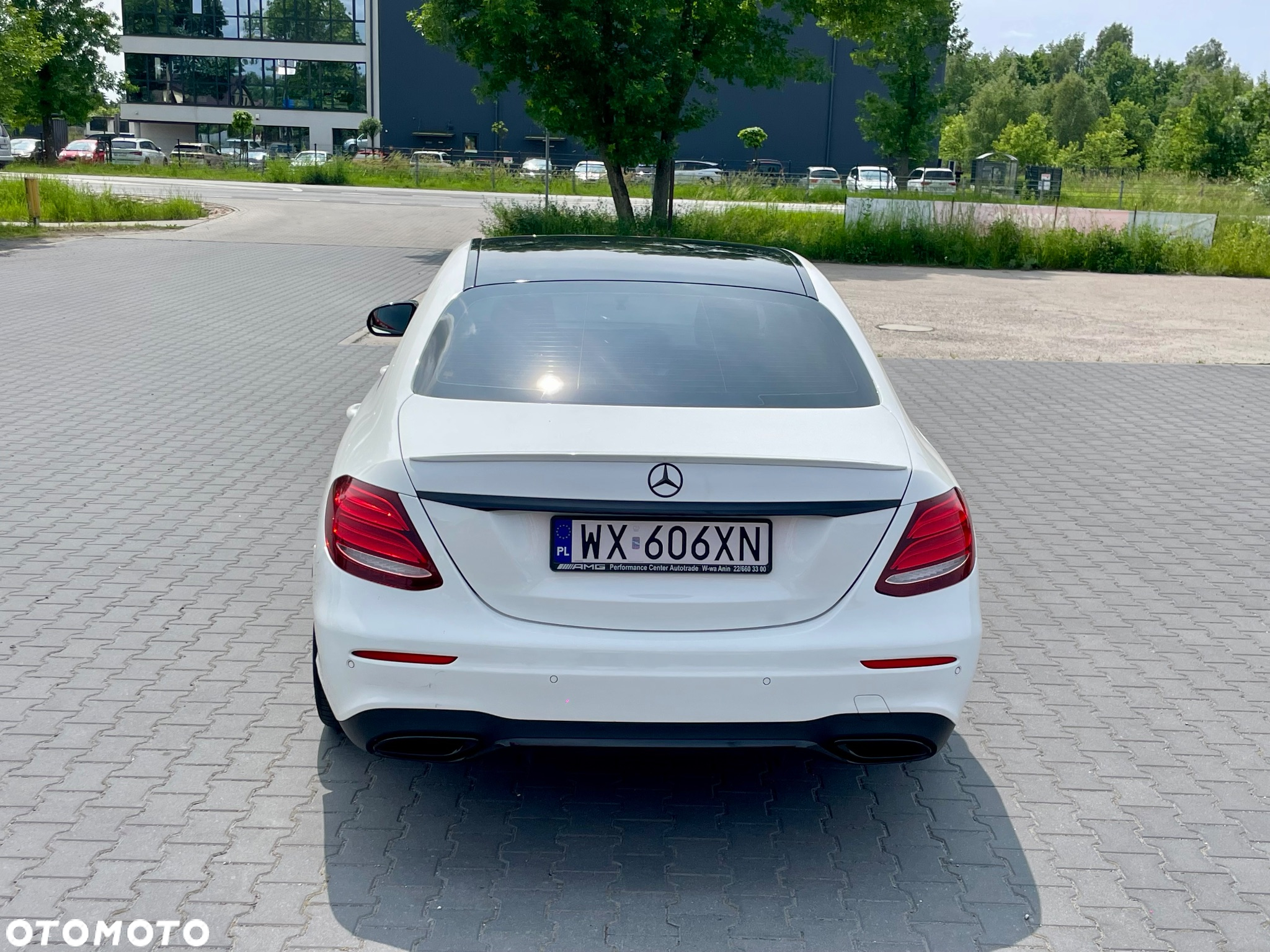 Mercedes-Benz Klasa E 220 d 9G-TRONIC Sportstyle Edition - 13