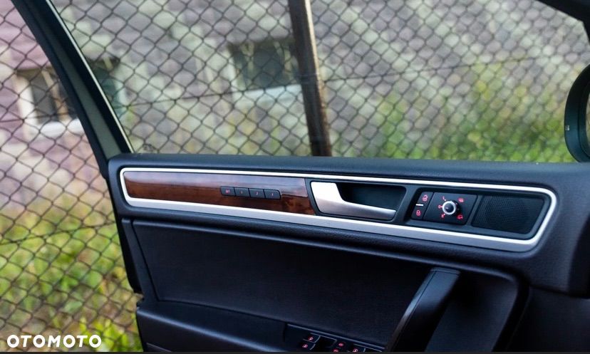 Volkswagen Touareg 3.0 V6 TDI BMT - 15