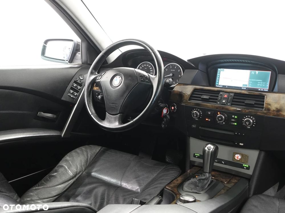 BMW Seria 5 - 30