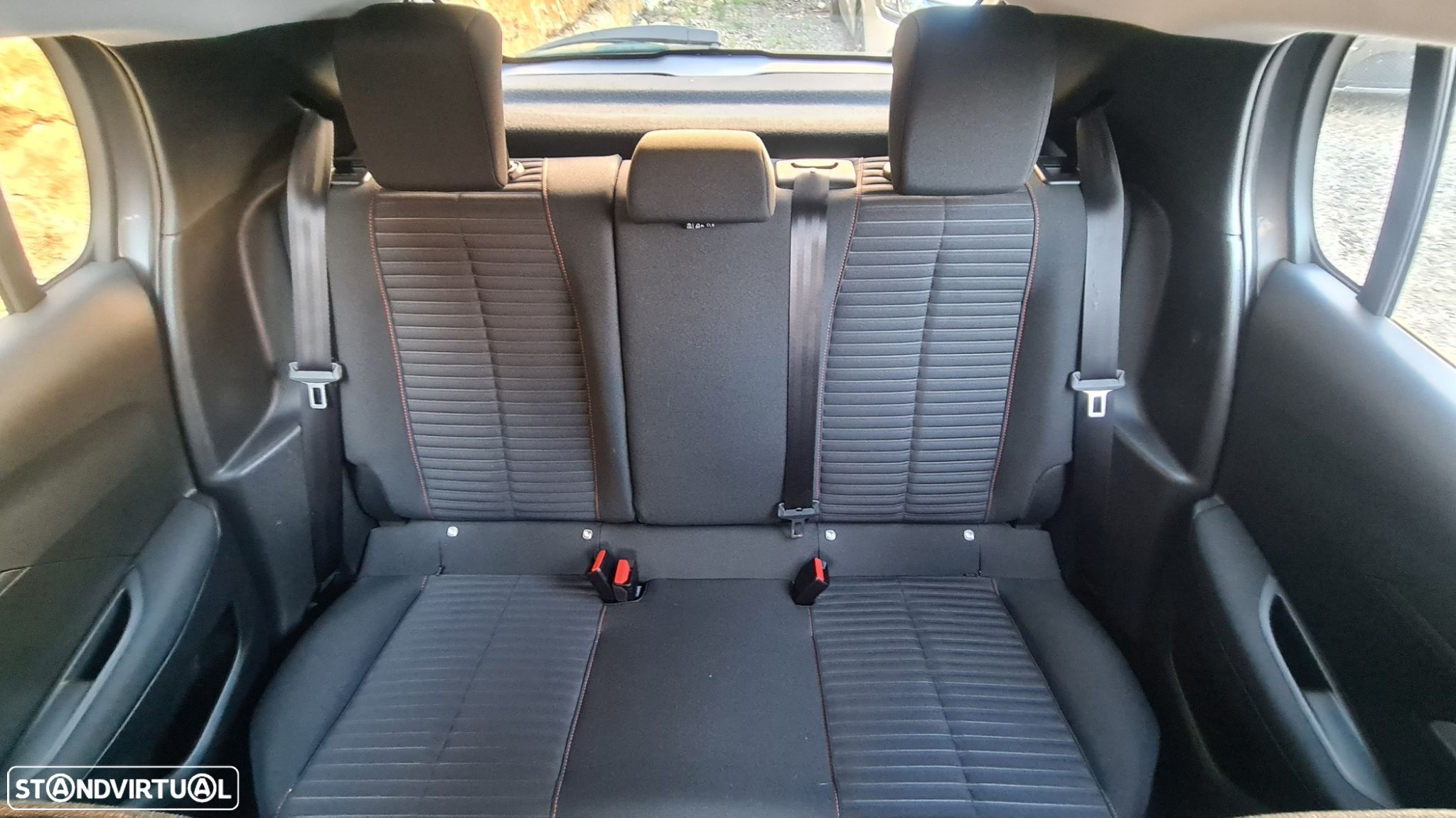 Peugeot 208 1.5 BlueHDi Active - 41