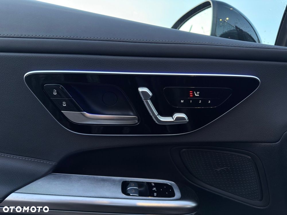 Mercedes-Benz CLE - 13