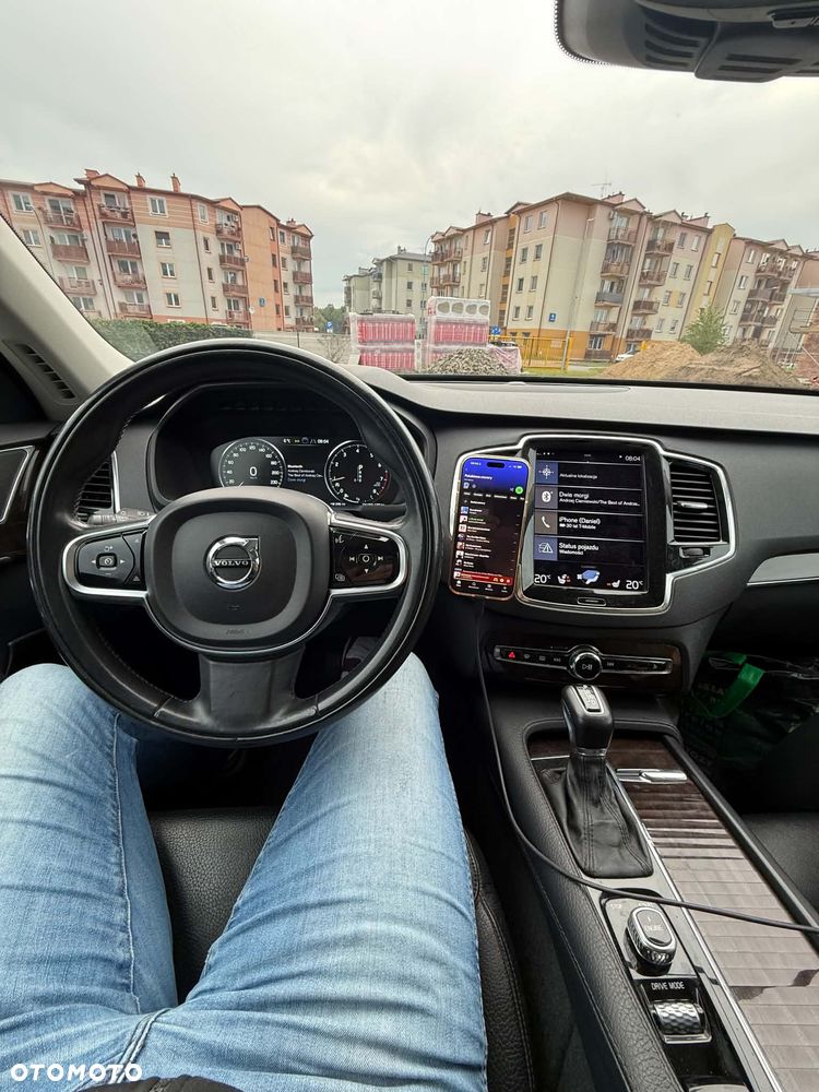 Volvo XC 90 - 21