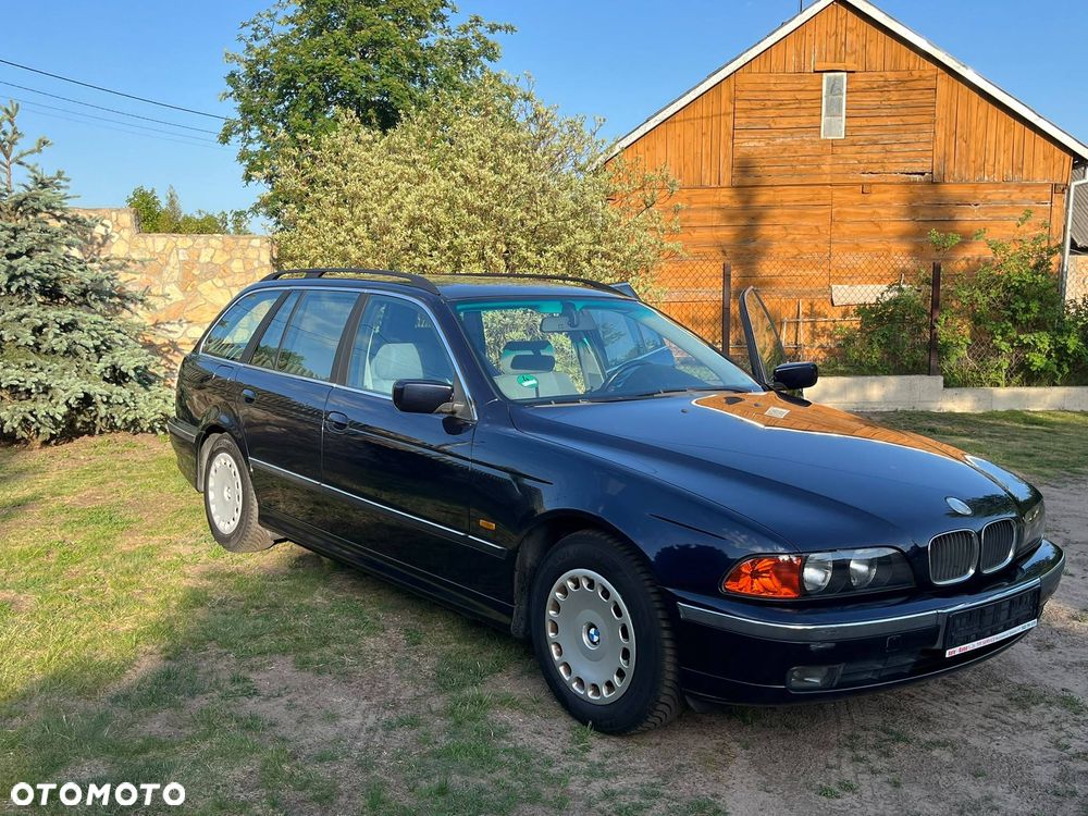 BMW Seria 5 - 1