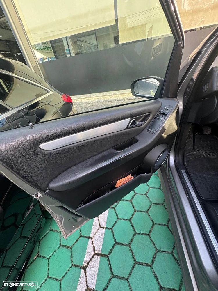 Mercedes-Benz B 200 CDI - 7