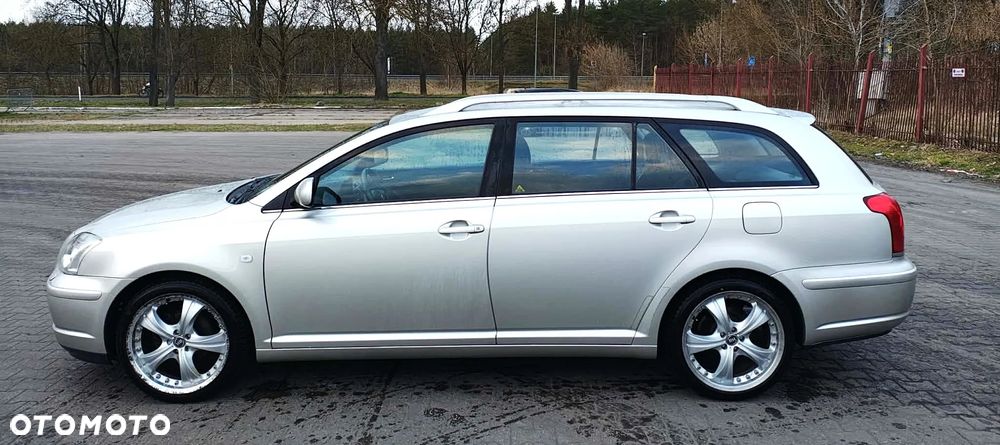 Toyota Avensis 1.8 VVT-i - 18