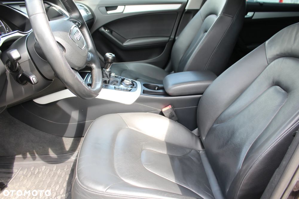 Audi A4 Avant 2.0 TDI DPF clean diesel Attraction - 12