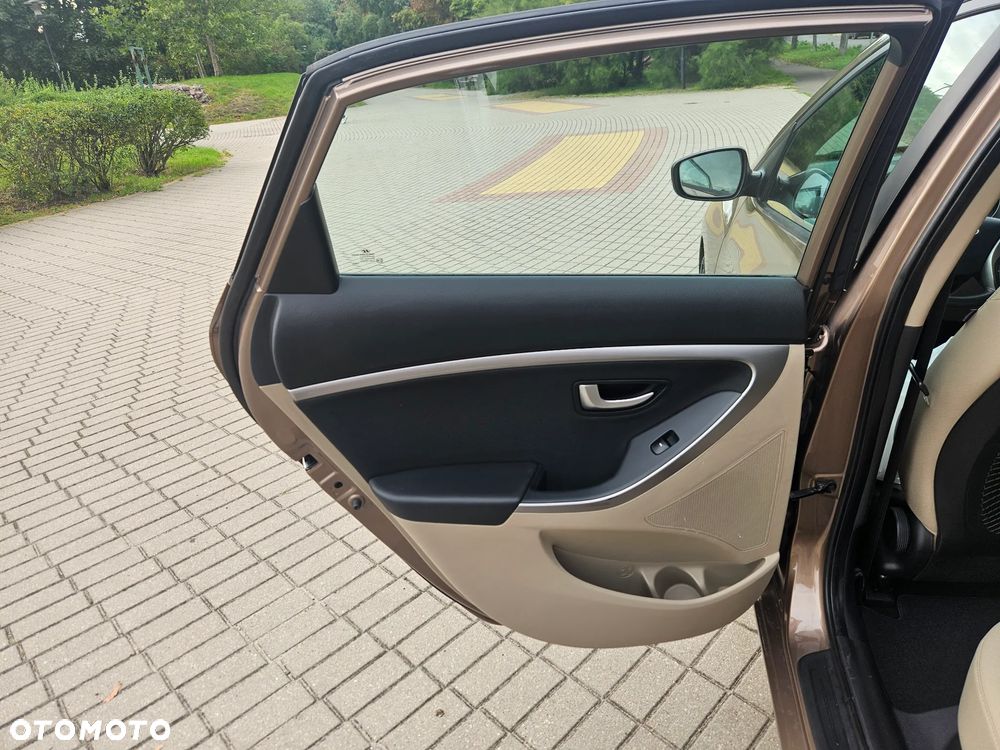Hyundai i30 1.4 Style - 12