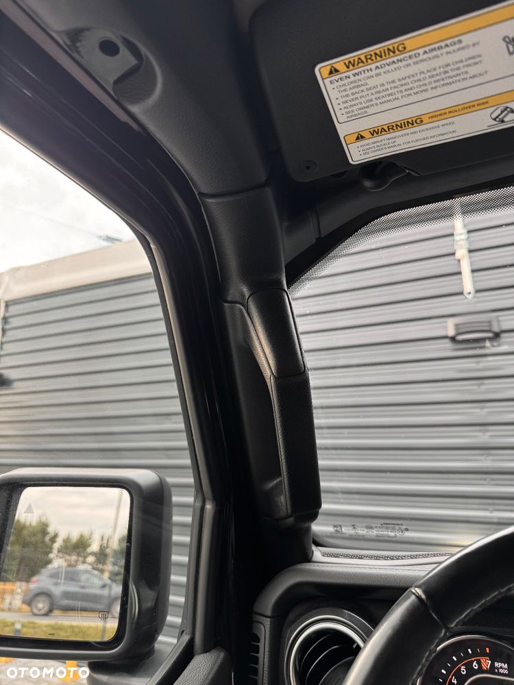 Jeep Wrangler - 29