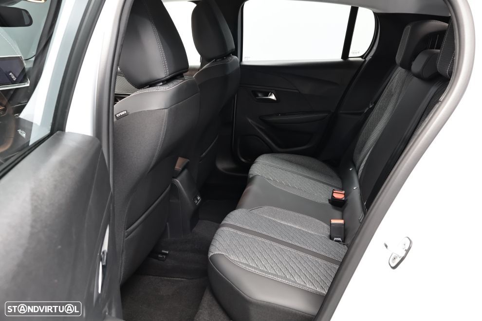 Peugeot 208 1.2 PureTech Allure - 25