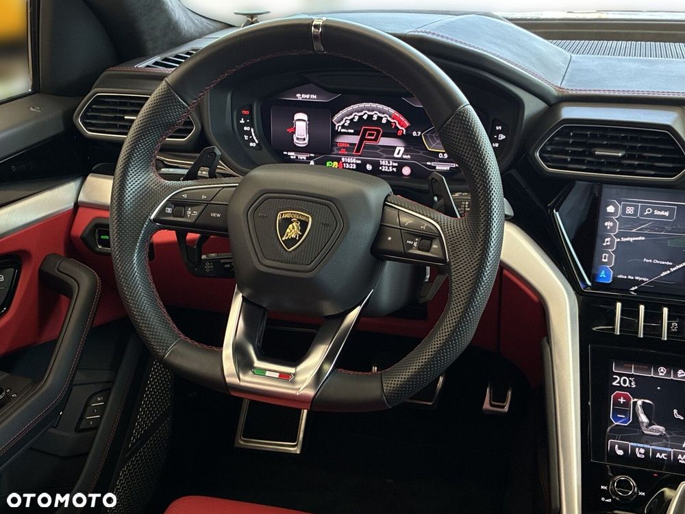 Lamborghini Urus - 13