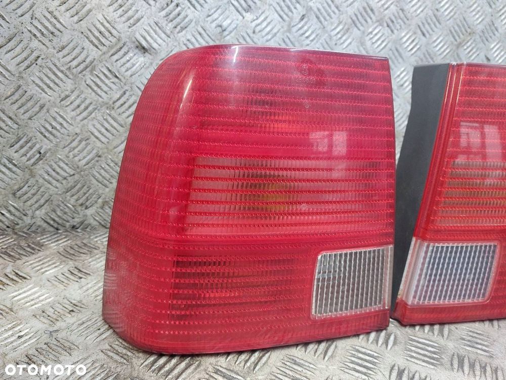LAMPA LEWY TYŁ + PRAWY TYŁ VOLKSWAGEN PASSAT B5 SEDAN 3B5945096F - 2
