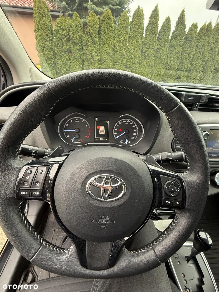 Toyota Yaris 1.5 Premium CVT - 6