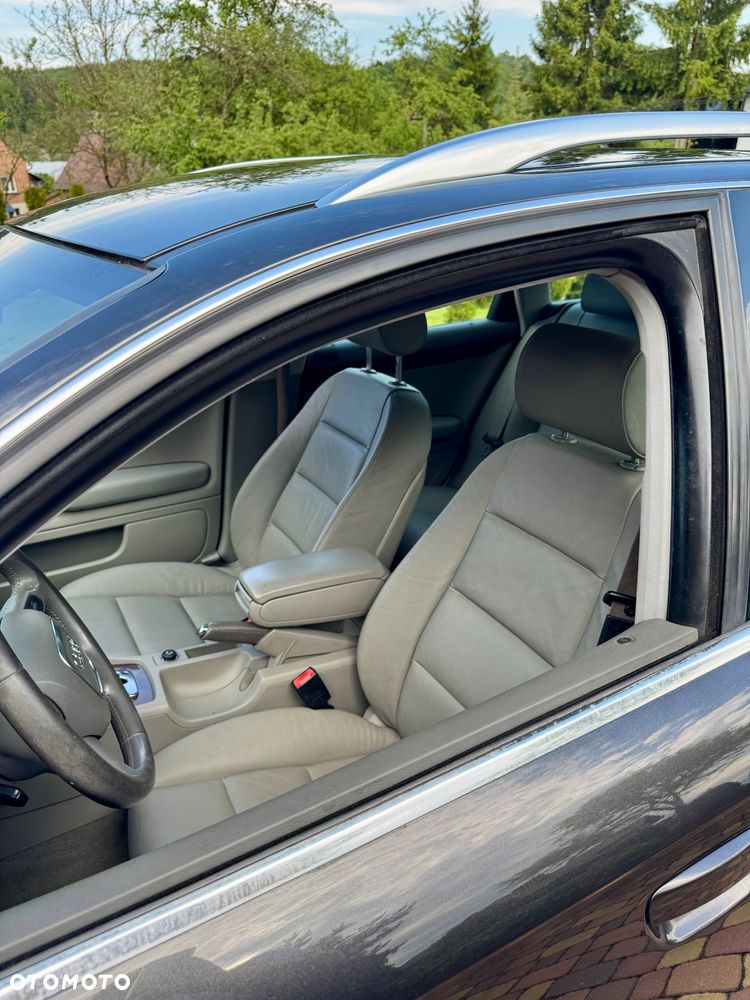 Audi A4 Avant 2.0 TDI Multitronic - 12