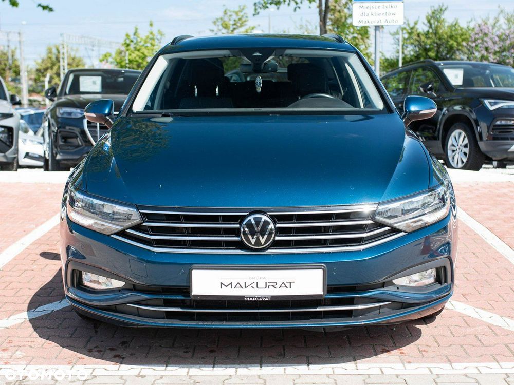 Volkswagen Passat - 8
