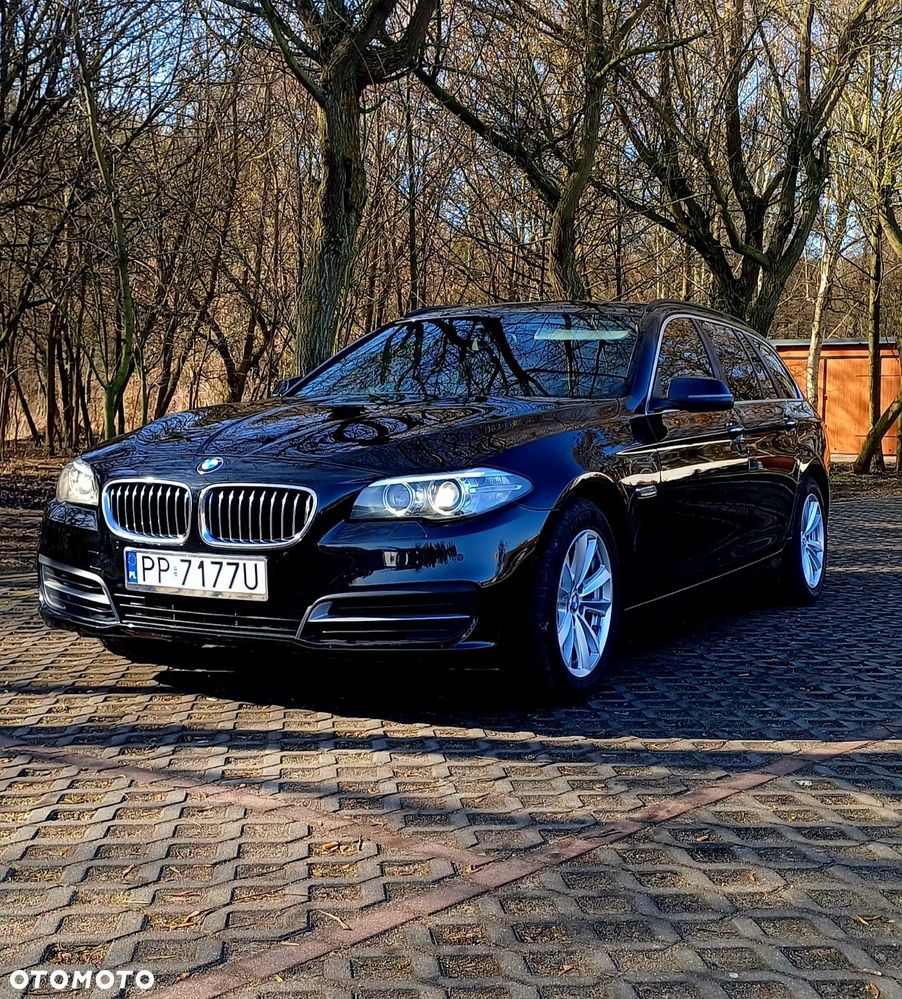 BMW Seria 5 520d Luxury Line - 9