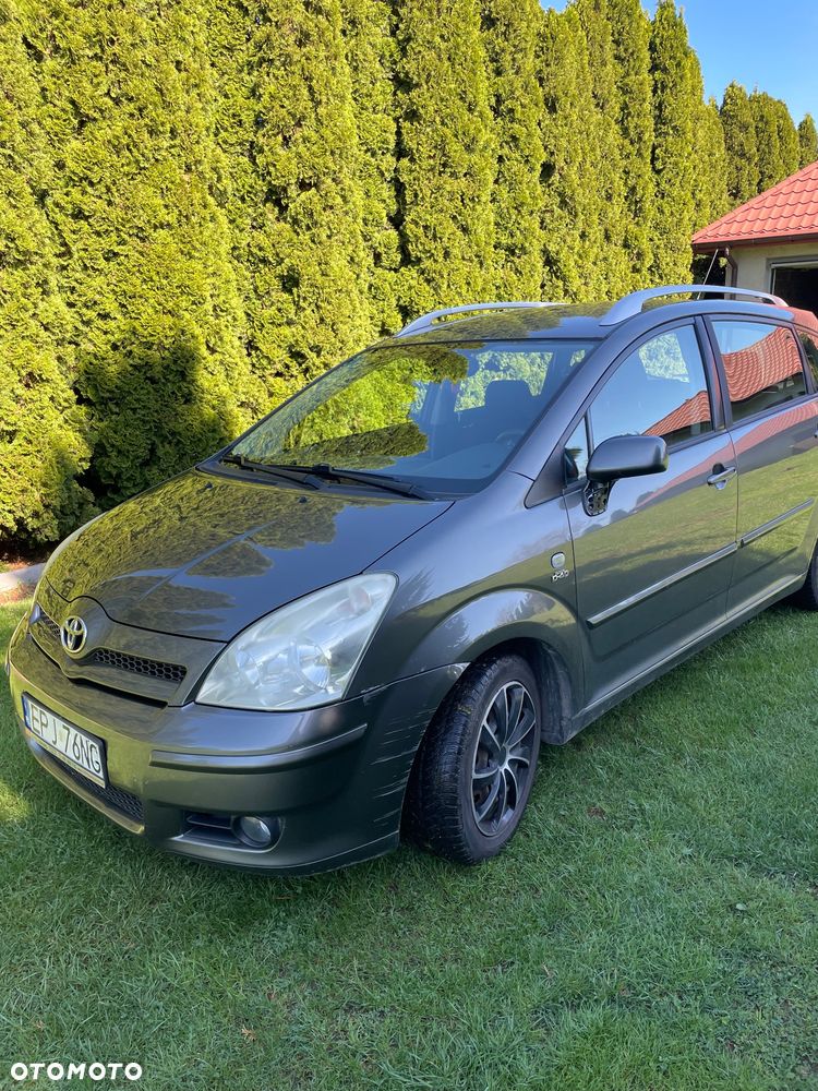 Toyota Corolla Verso - 12