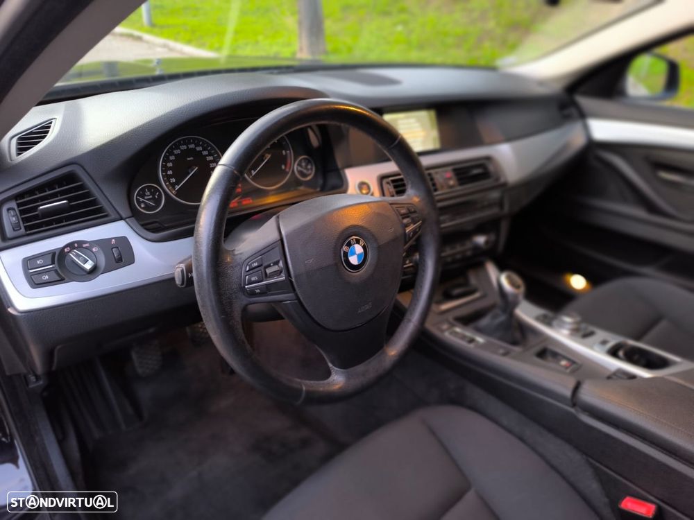BMW 520 d Luxury Line - 10