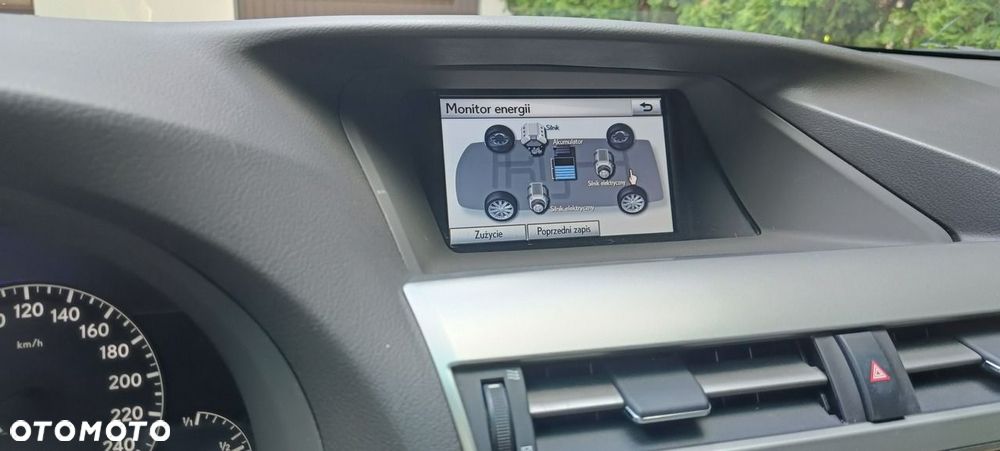 Lexus RX - 12